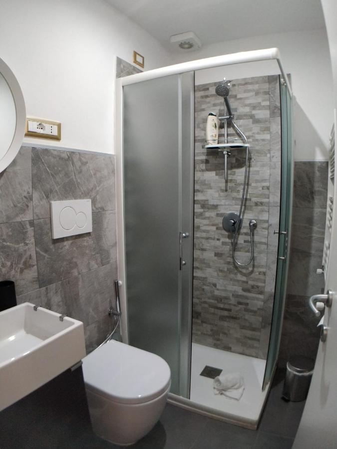 B&B Gaudium Colosseo Rome Bagian luar foto