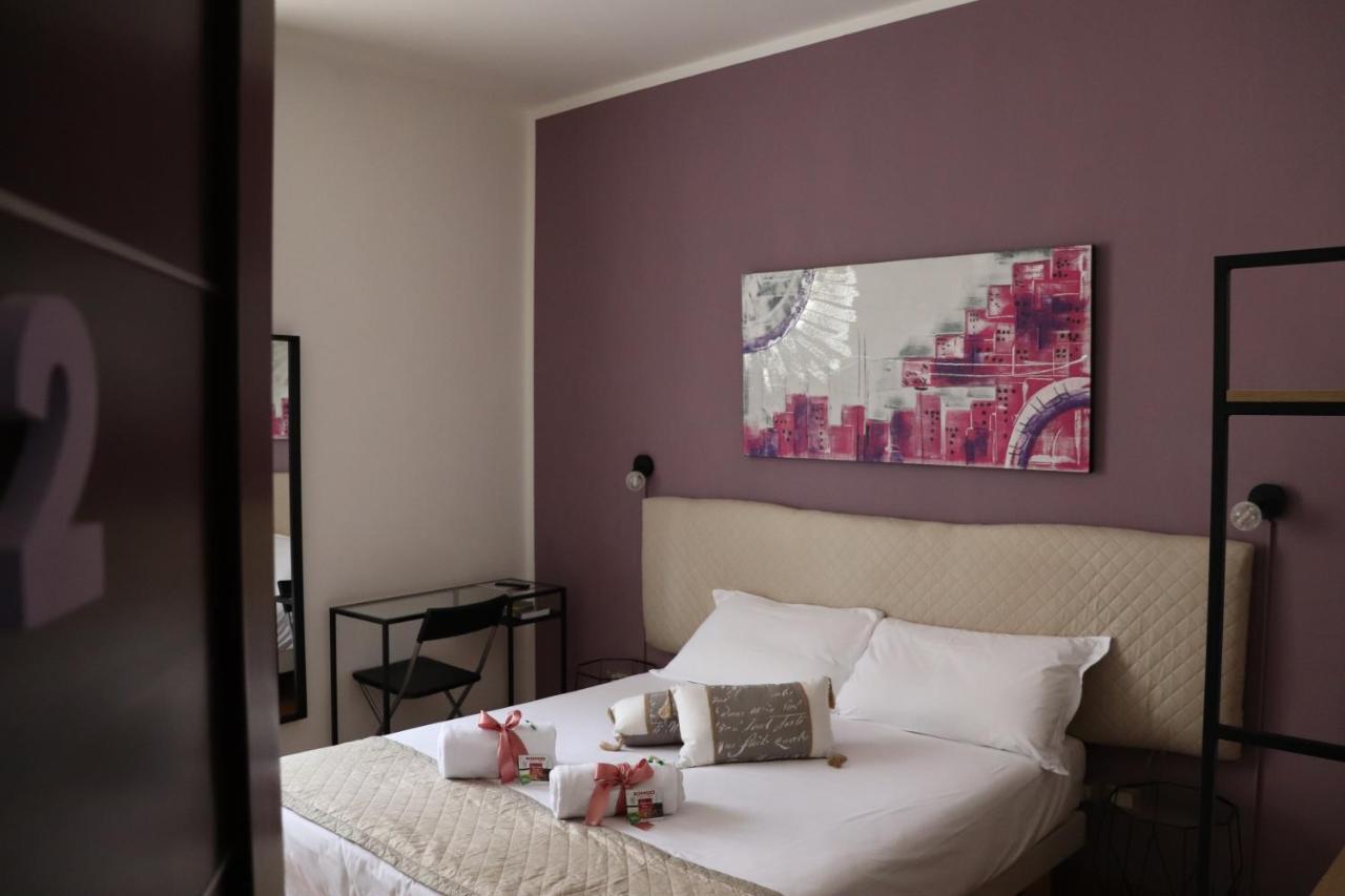 B&B Gaudium Colosseo Rome Bagian luar foto