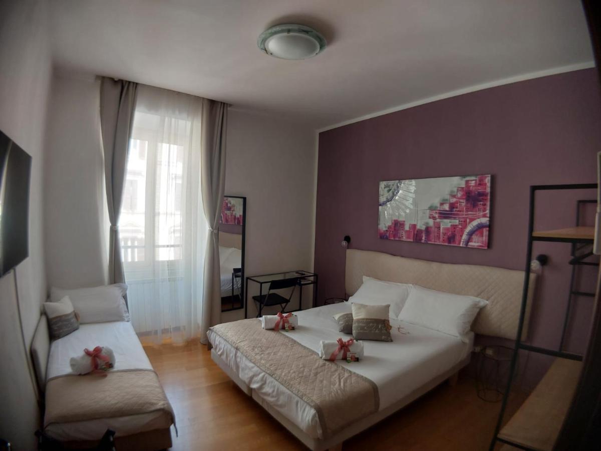 B&B Gaudium Colosseo Rome Bagian luar foto